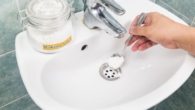 Produtos químicos para desentupir - quando usar e quando evitar
