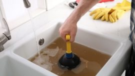 Desentupimento de Esgoto em Condomínios desafios e soluções